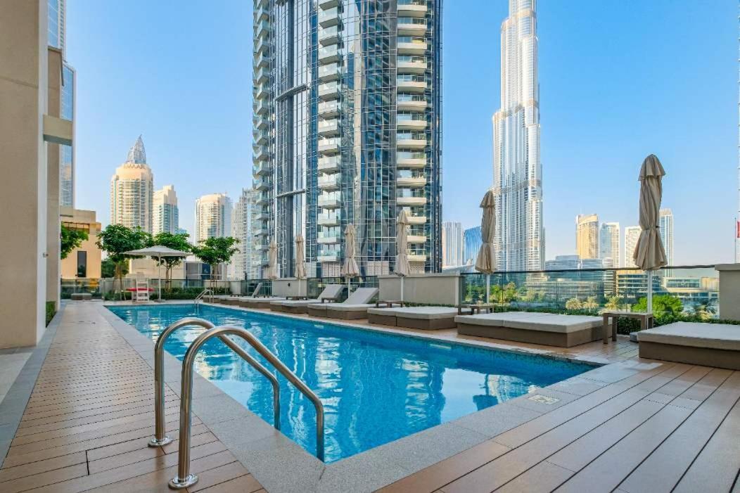 Full Luxury In 2 Bedroom With Skycraper Views Apartment Dubai