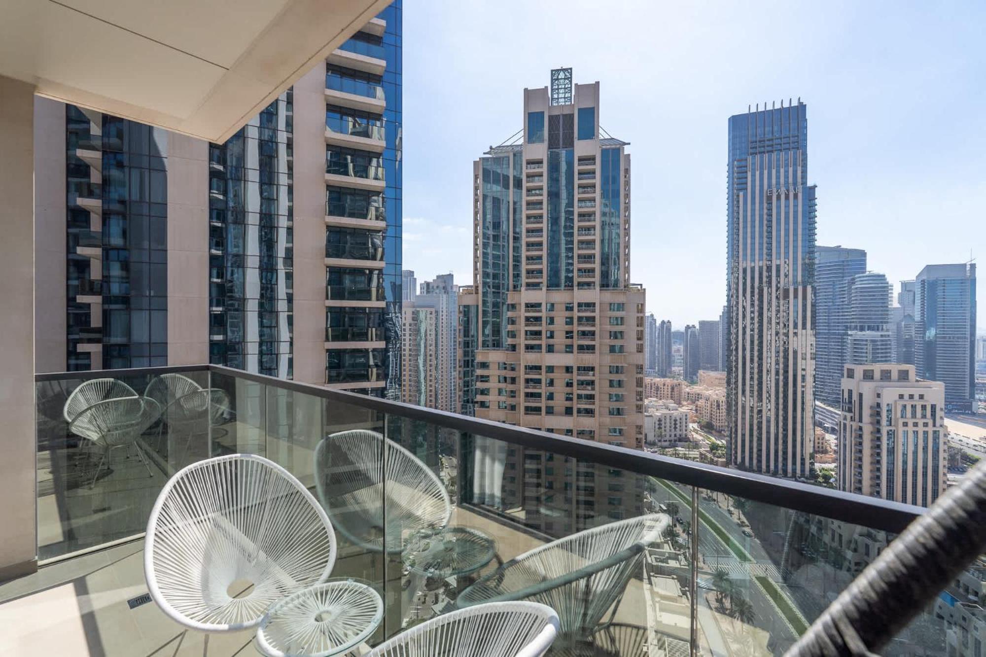 Full Luxury In 2 Bedroom With Skycraper Views Apartment